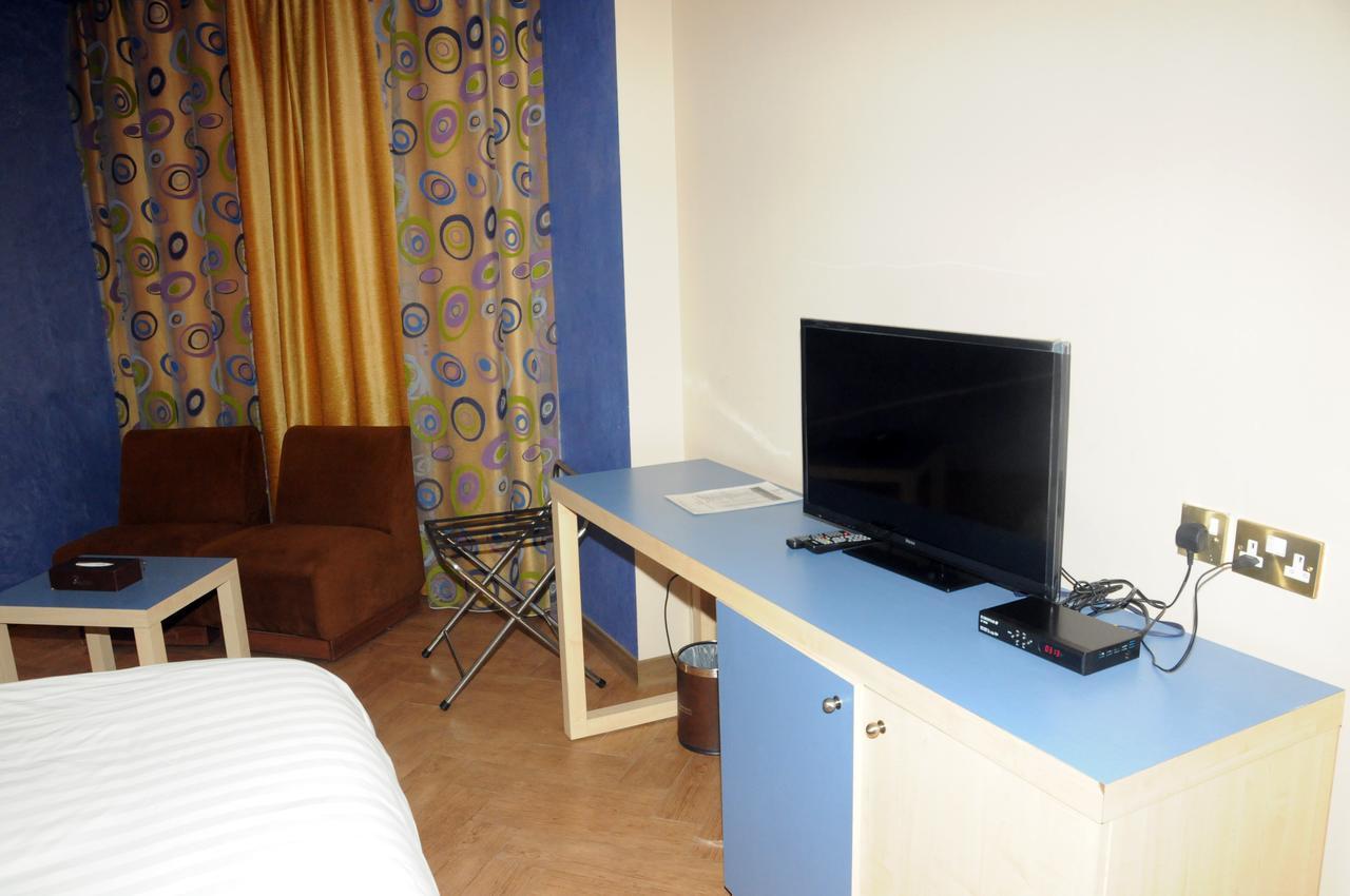 Sky Hotel Salmiya Eksteriør billede