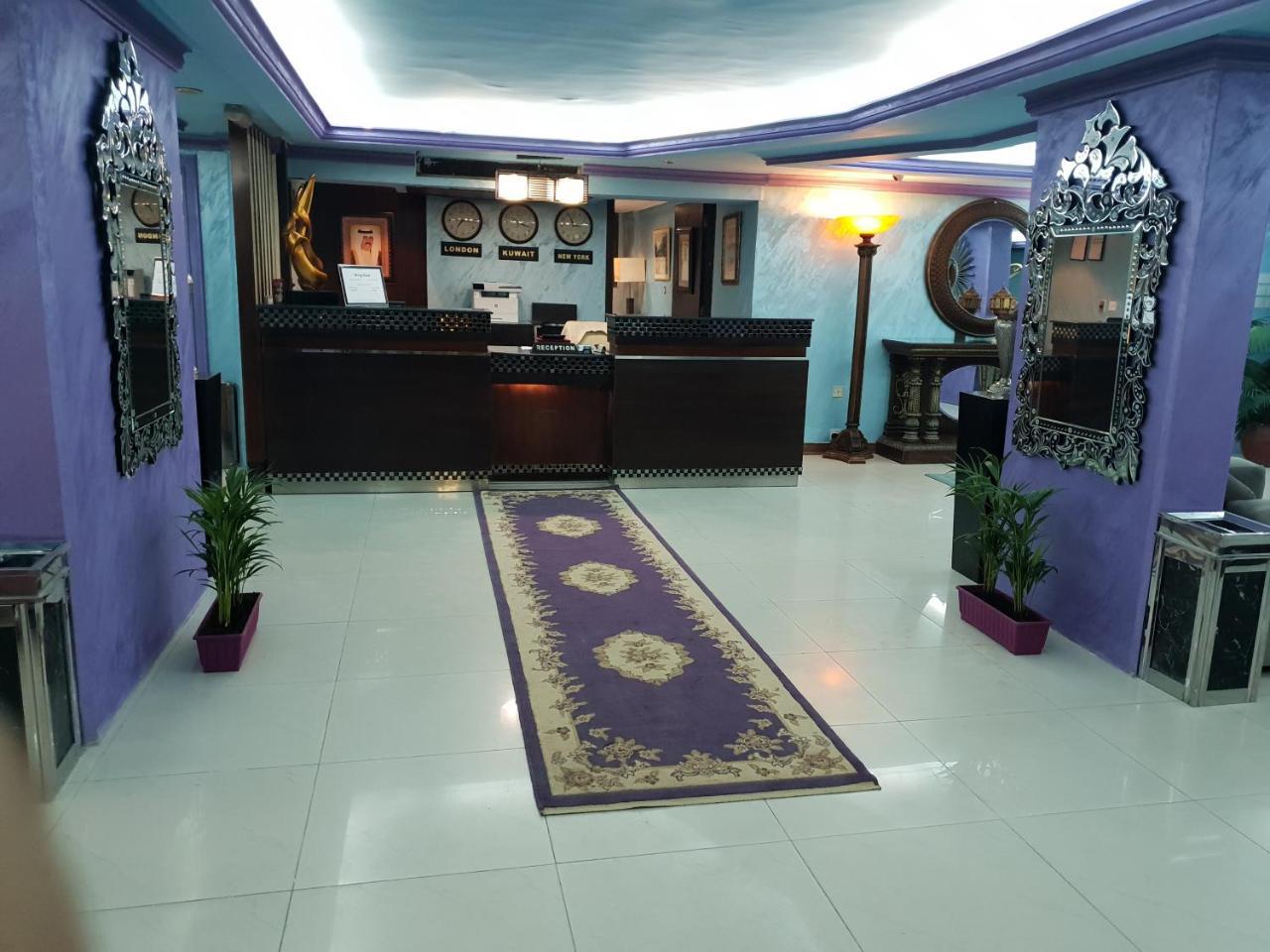 Sky Hotel Salmiya Eksteriør billede